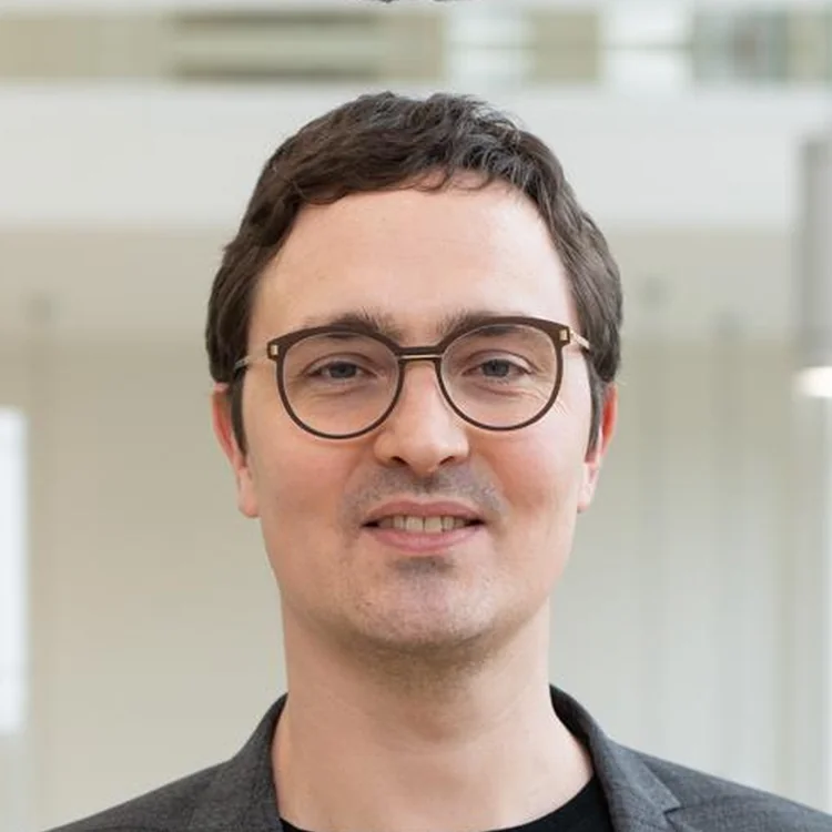 Mario Fritz